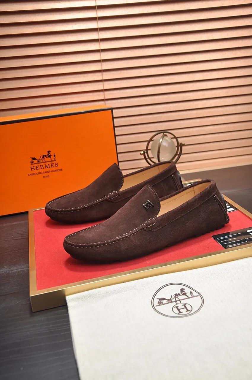 Men's shoes 💰420💶 Product trademark: Hermès "Hermès" beanie shoes. Regular size: 38-45 (45 customized, non-returnable). Product material: Selected first-layer calfskin upper + cowhide lining. Strong three-dimensional visual effect, original rubber outsole Color: 3⃣️colors available